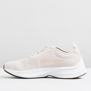 NIKE Fast EXP Racer Sneakers